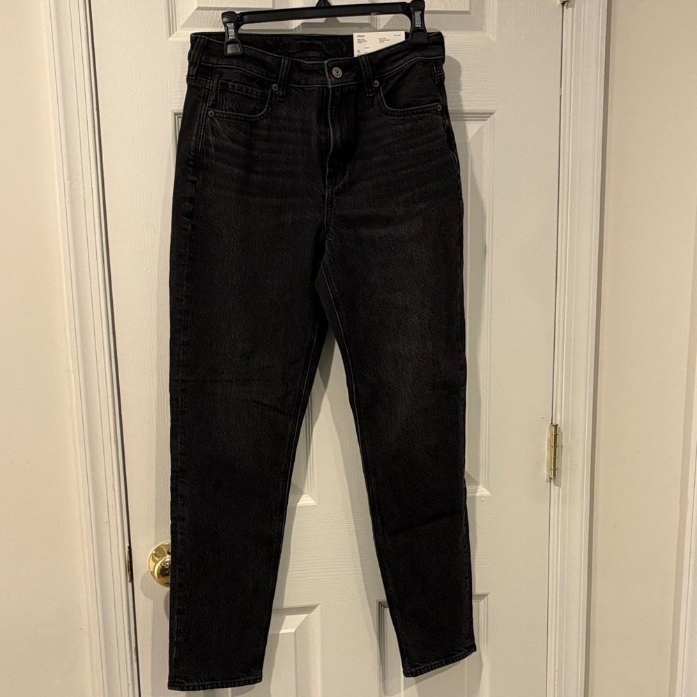 American Eagle mom jeans
